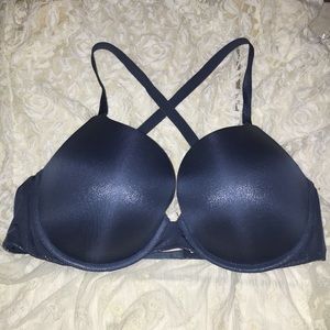 Victoria’s SecretBODY BY VICTORIA
Push-Up Perfect Shape Bra size 38D